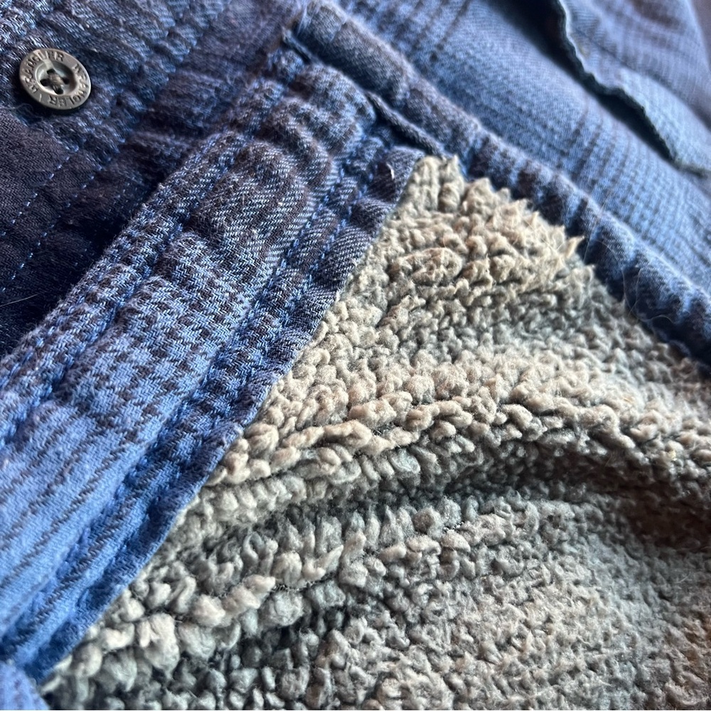 Wrangler Fleece-Lined Flannel - Picture 5 of 5